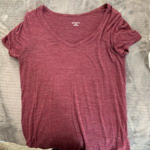 Loose fitting t shirt burgundy purplish color